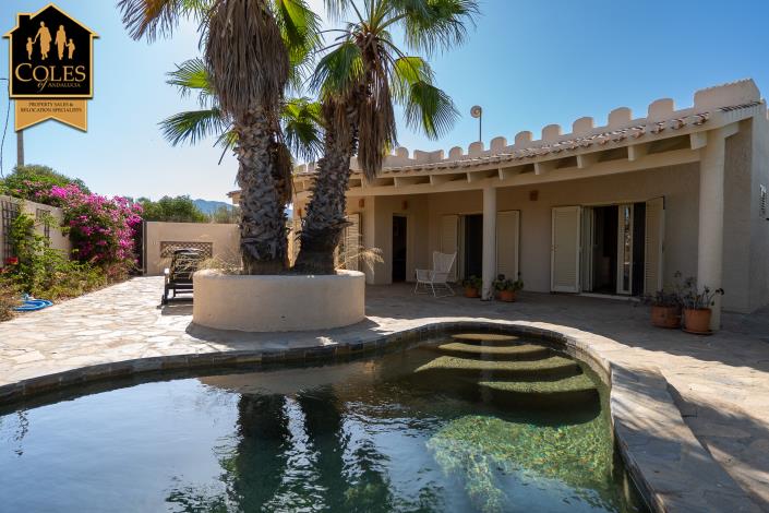 Image No.5-2 Bed Villa for sale