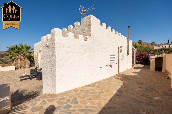 Image No.8-2 Bed Villa for sale