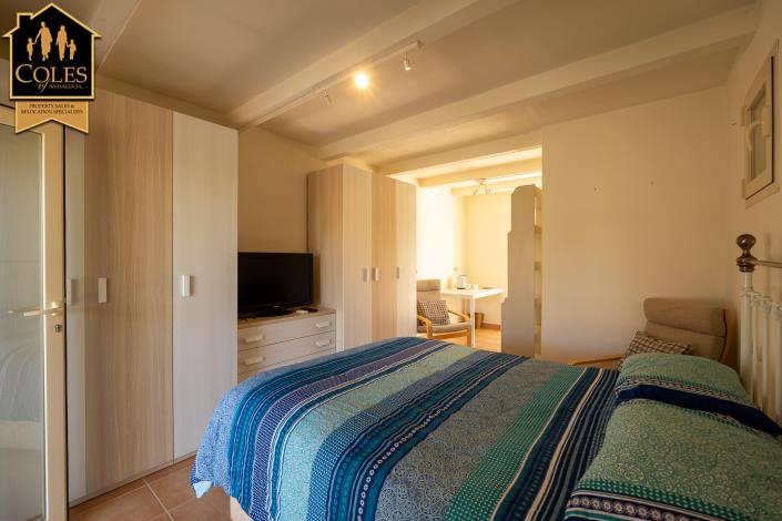 Image No.31-2 Bed Villa for sale