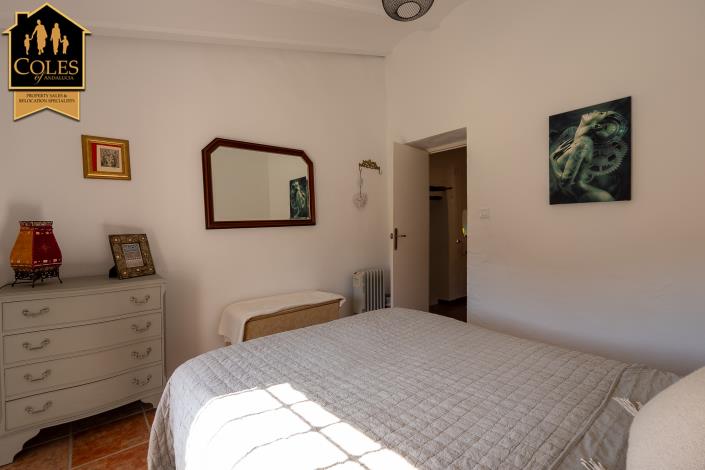 Image No.24-3 Bed Cortijo for sale