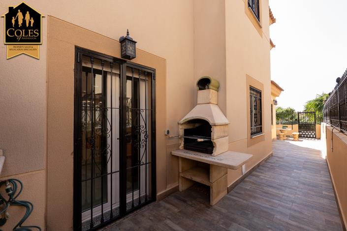 Image No.7-3 Bed Townhouse for sale