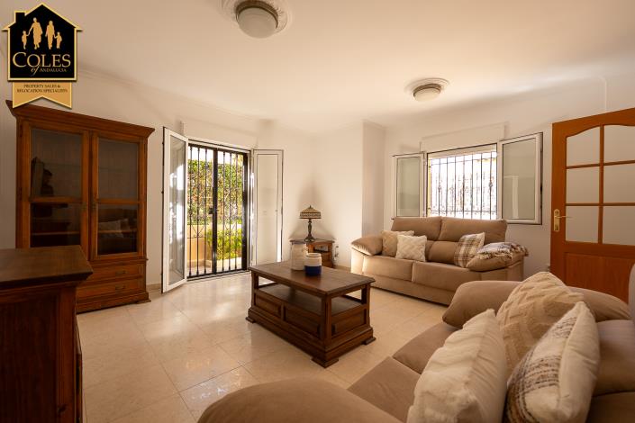 Image No.9-3 Bed Townhouse for sale