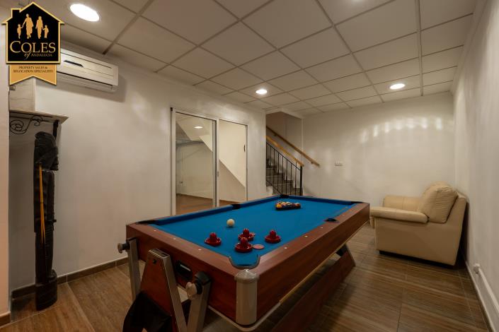 Image No.36-3 Bed Townhouse for sale