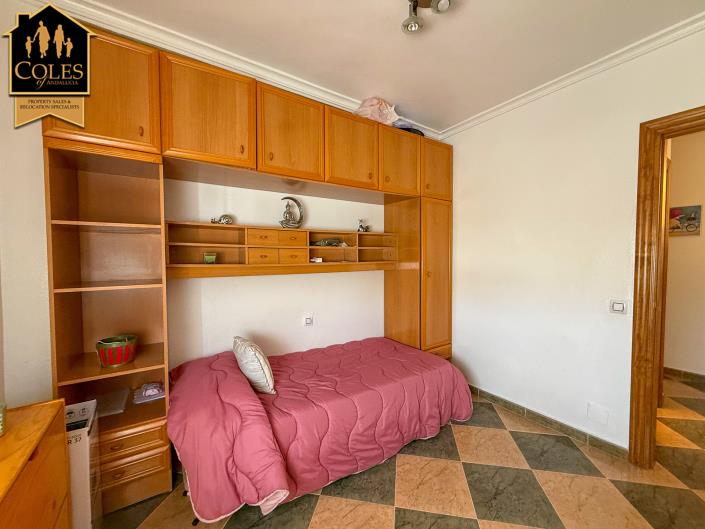 Image No.18-4 Bed Apartment for sale