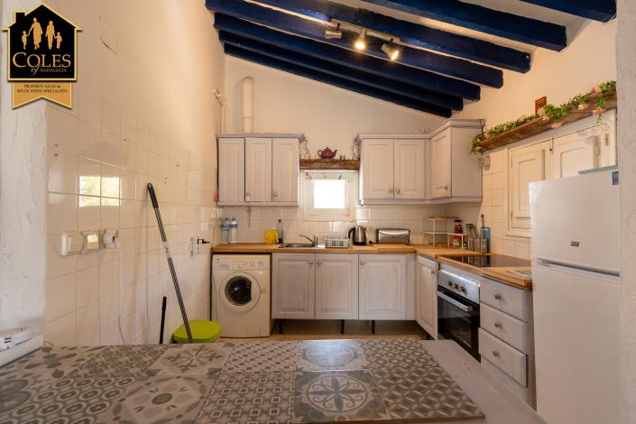 Image No.9-2 Bed Apartment for sale