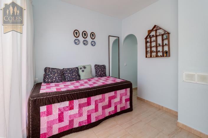 Image No.26-4 Bed Villa / Detached for sale