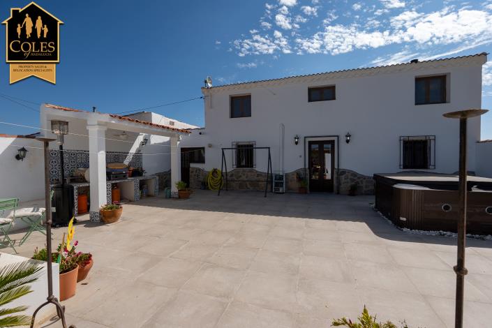 Image No.6-4 Bed Cortijo for sale