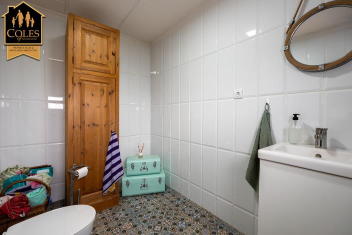 Image No.20-4 Bed Cortijo for sale