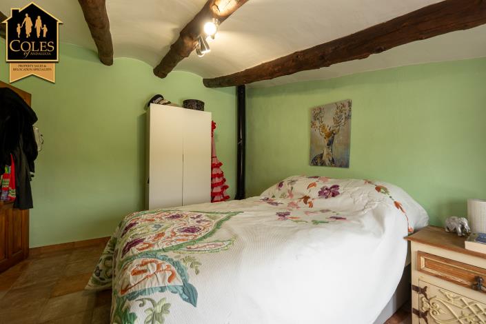 Image No.28-4 Bed Cortijo for sale