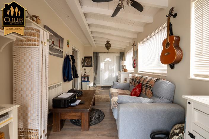 Image No.14-2 Bed Villa / Detached for sale