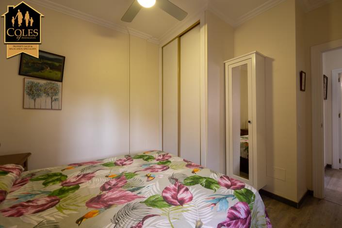 Image No.22-2 Bed Villa / Detached for sale