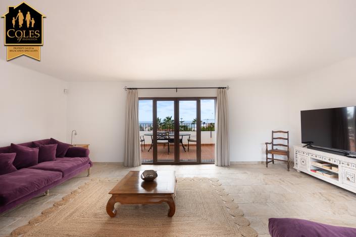 Image No.25-4 Bed Villa / Detached for sale