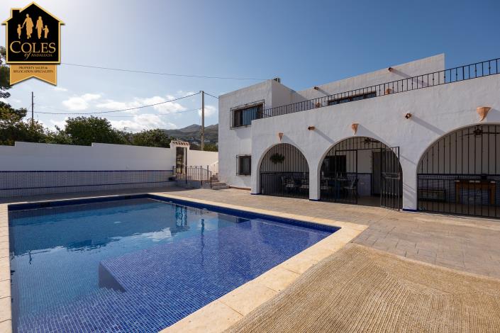 Image No.36-4 Bed Villa / Detached for sale