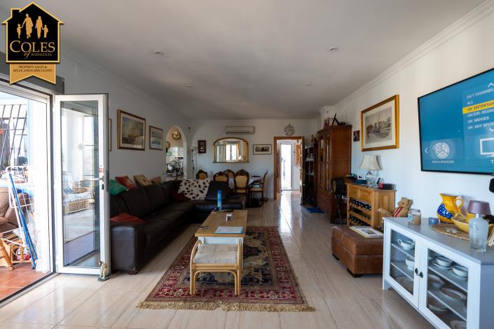 Image No.25-3 Bed Villa / Detached for sale