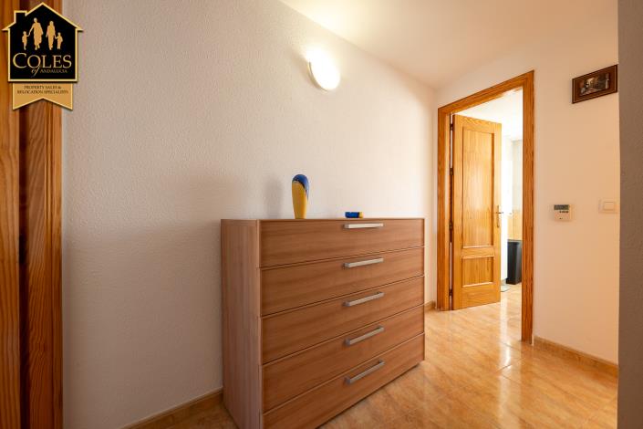 Image No.23-3 Bed Townhouse for sale