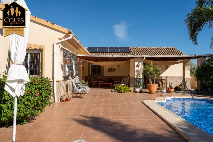 Image No.6-4 Bed Villa / Detached for sale