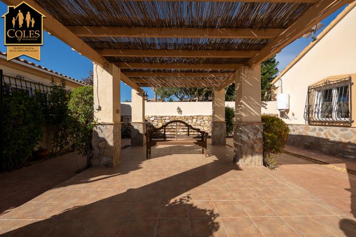 Image No.35-4 Bed Villa / Detached for sale