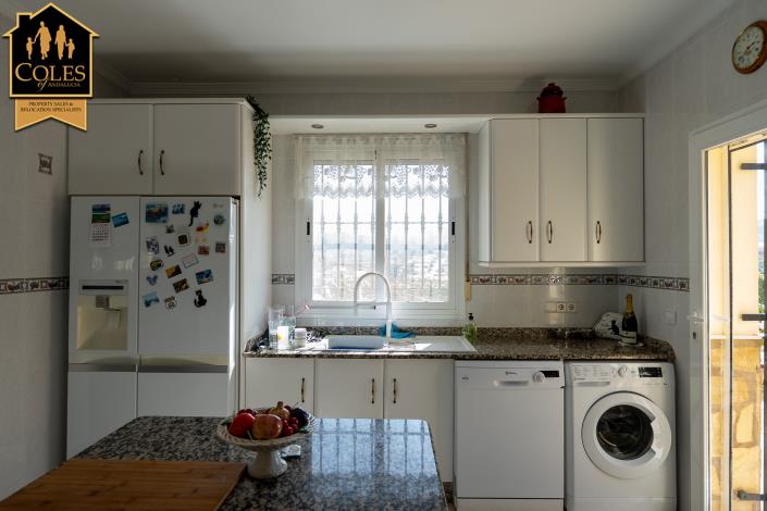 Image No.16-4 Bed Villa / Detached for sale