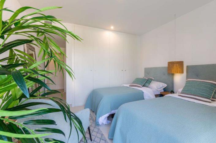 Image No.13-3 Bed Apartment for sale