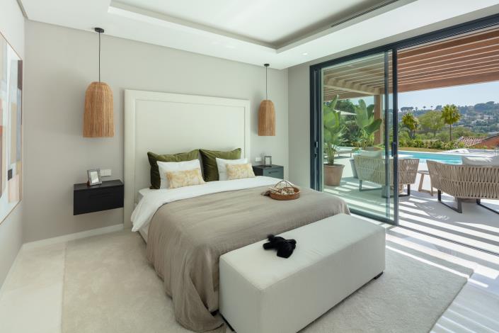 Image No.14-5 Bed Villa / Detached for sale