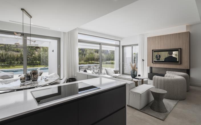 Image No.3-4 Bed Villa / Detached for sale