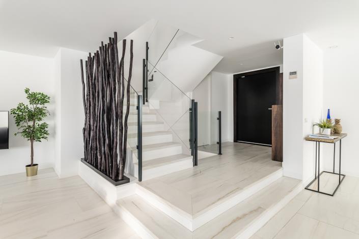 Image No.13-4 Bed Villa / Detached for sale