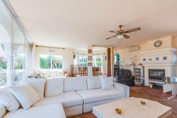 Image No.3-3 Bed Villa / Detached for sale