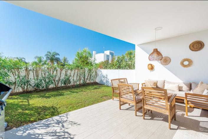 Image No.16-2 Bed Apartment for sale