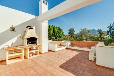 8-e64a9055bba3e77ac8aca3b893cdf826