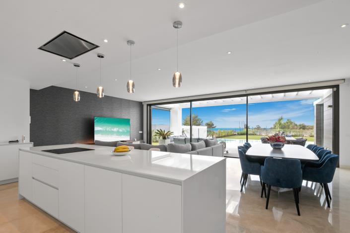 Image No.10-6 Bed Villa / Detached for sale