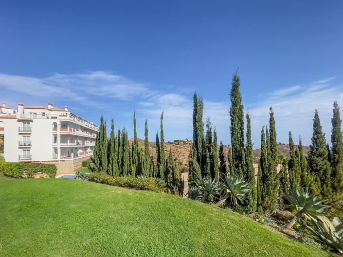 Image No.18-2 Bed Apartment for sale