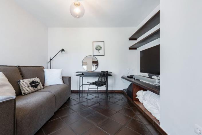 Image No.11-4 Bed Townhouse for sale