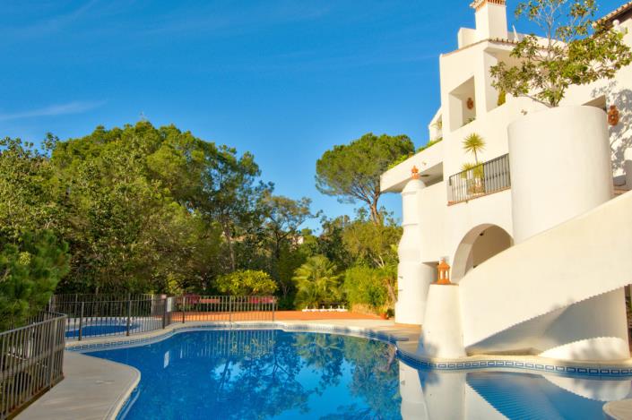 Image No.19-4 Bed Townhouse for sale