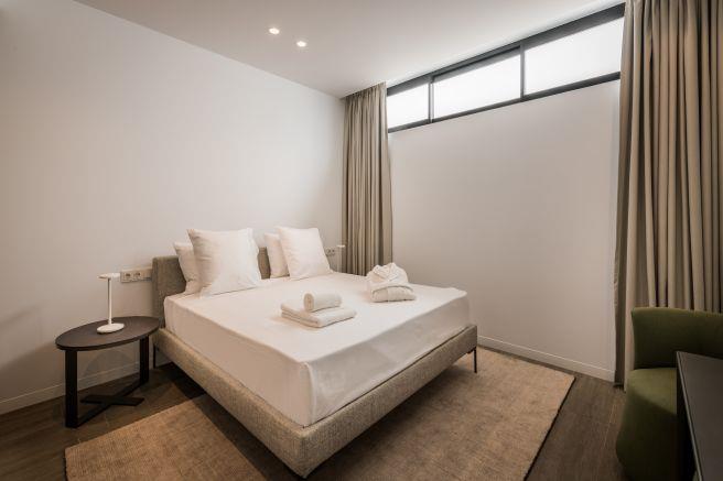 Image No.12-6 Bed House/Villa for sale