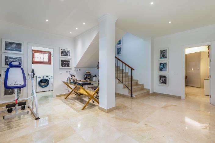 Image No.23-4 Bed Villa / Detached for sale