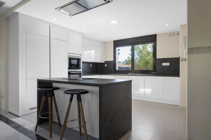 Image No.7-4 Bed Villa for sale