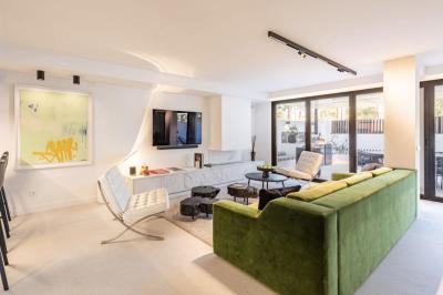 8-e64a9055bba3e77ac8aca3b893cdf826