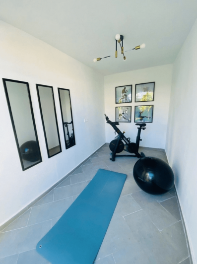 Image No.10-4 Bed Villa for sale