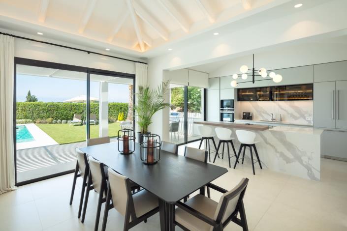 Image No.6-4 Bed Villa for sale