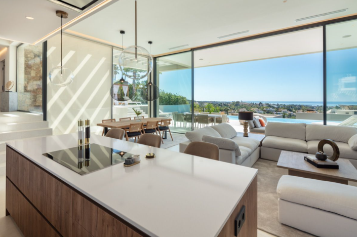 Image No.4-5 Bed Villa / Detached for sale