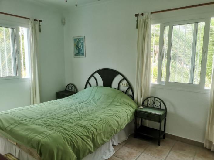 Image No.10-4 Bed Villa / Detached for sale