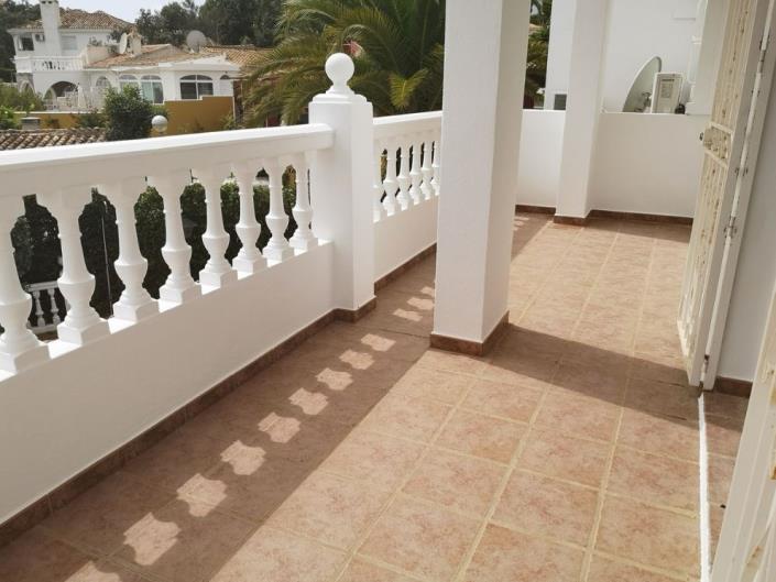 Image No.5-4 Bed Villa / Detached for sale