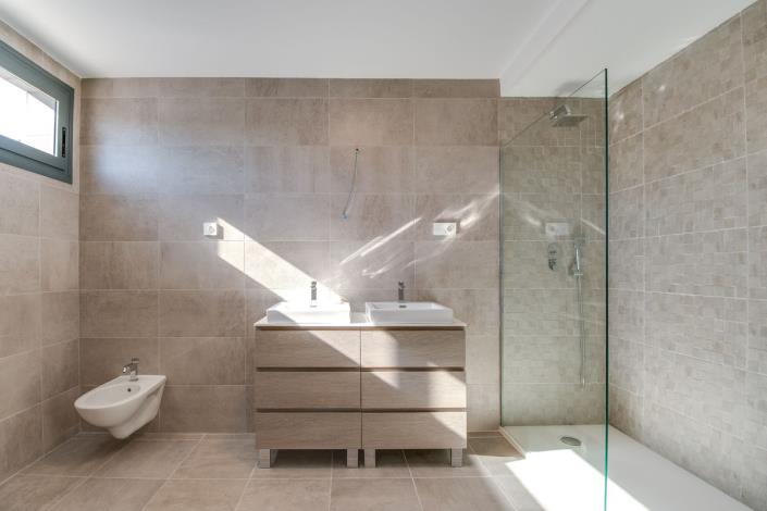 Image No.24-4 Bed Villa for sale