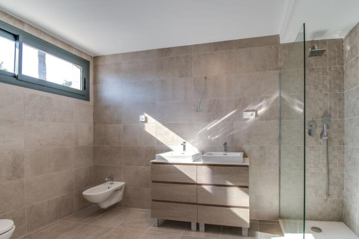 Image No.33-4 Bed Villa for sale