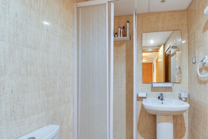 Image No.17-2 Bed Apartment for sale