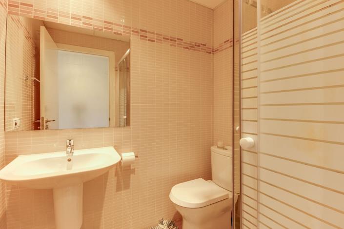 Image No.9-2 Bed Apartment for sale