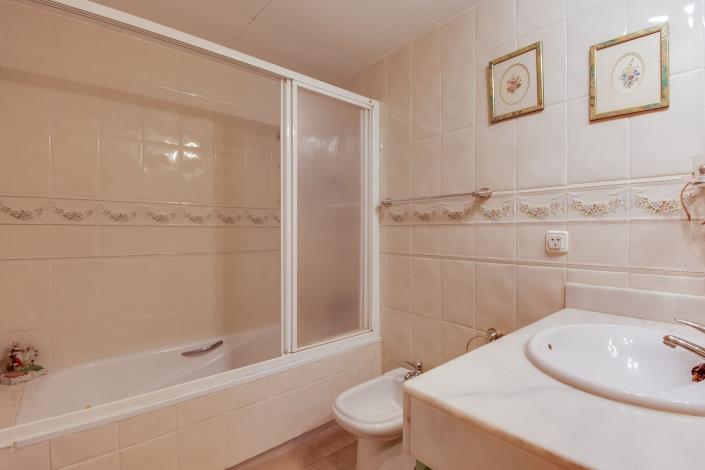 Image No.9-3 Bed Duplex for sale