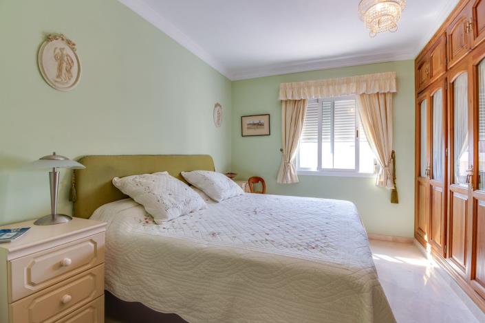 Image No.10-3 Bed Duplex for sale