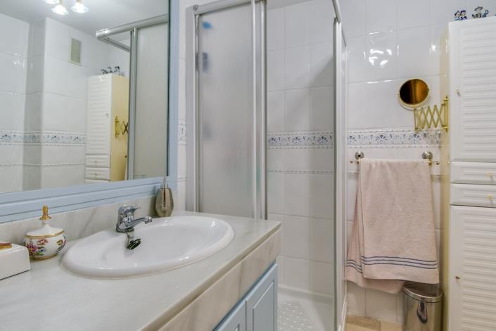 Image No.11-3 Bed Duplex for sale