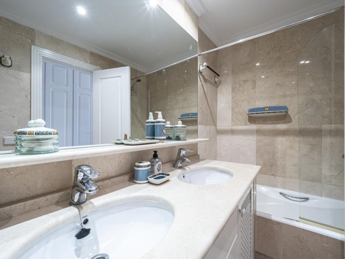 Image No.16-2 Bed Apartment for sale